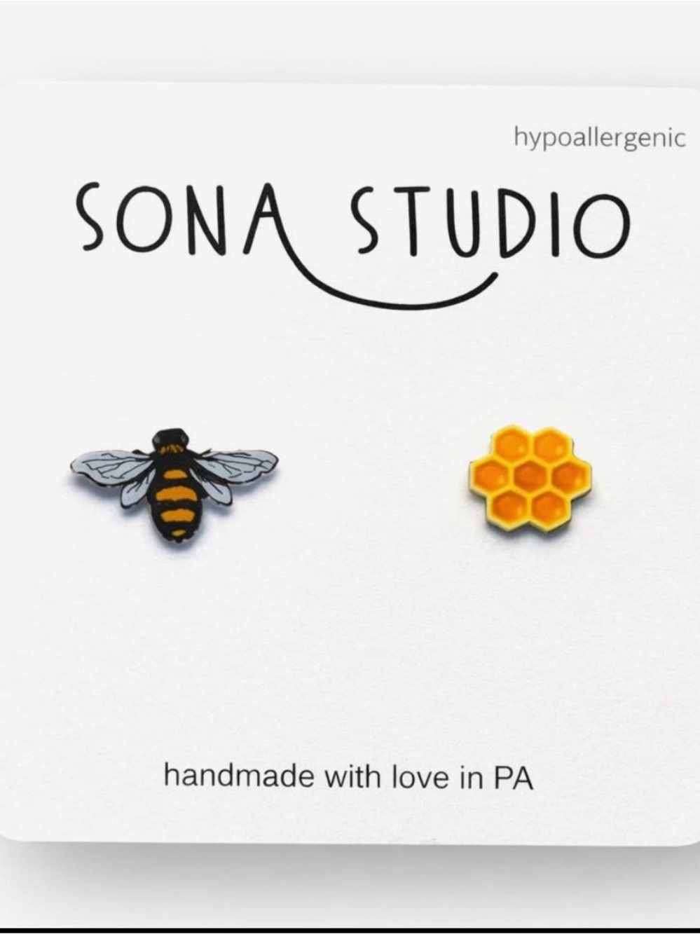 Bee 🐝 & Honeycomb  Stud Earring Set